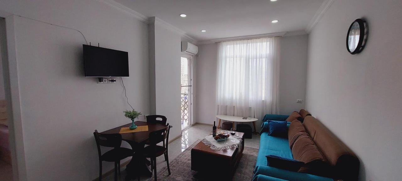 Irakli Sweet Home Batumi Exterior photo