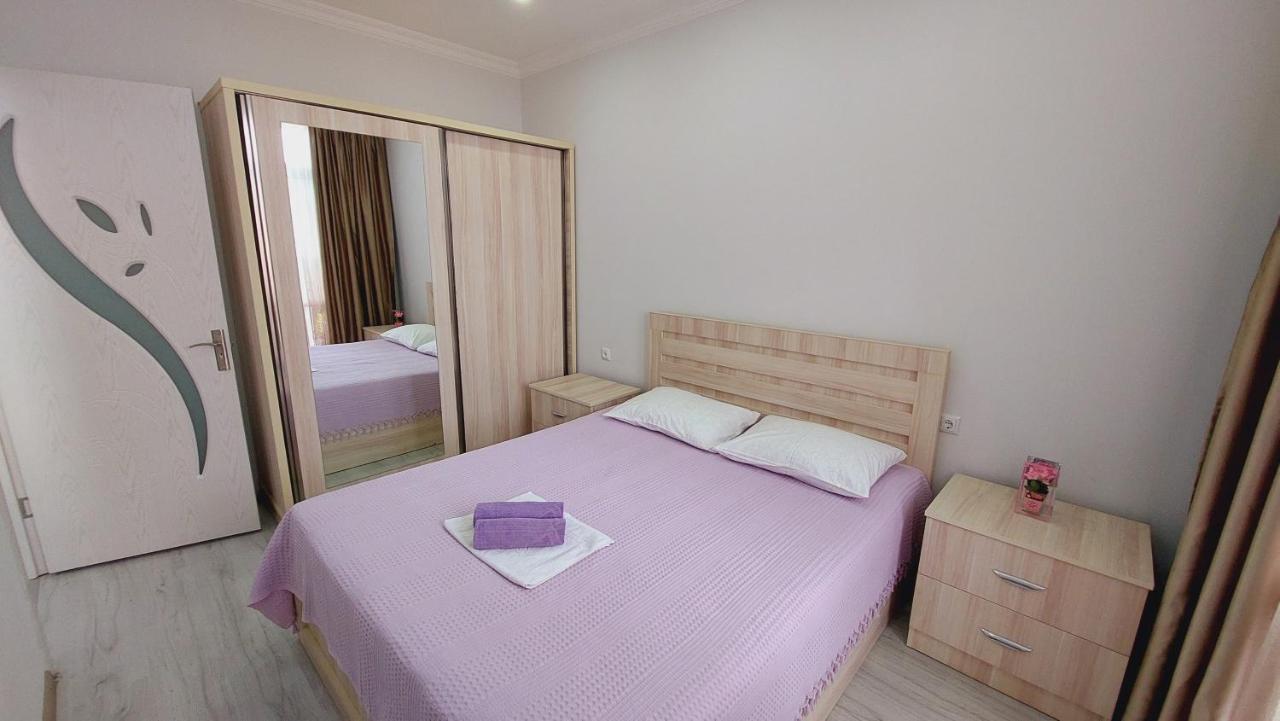 Irakli Sweet Home Batumi Exterior photo